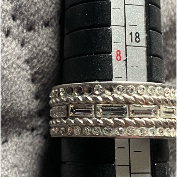 Lia Sophia Ring - Picture 4 of 8